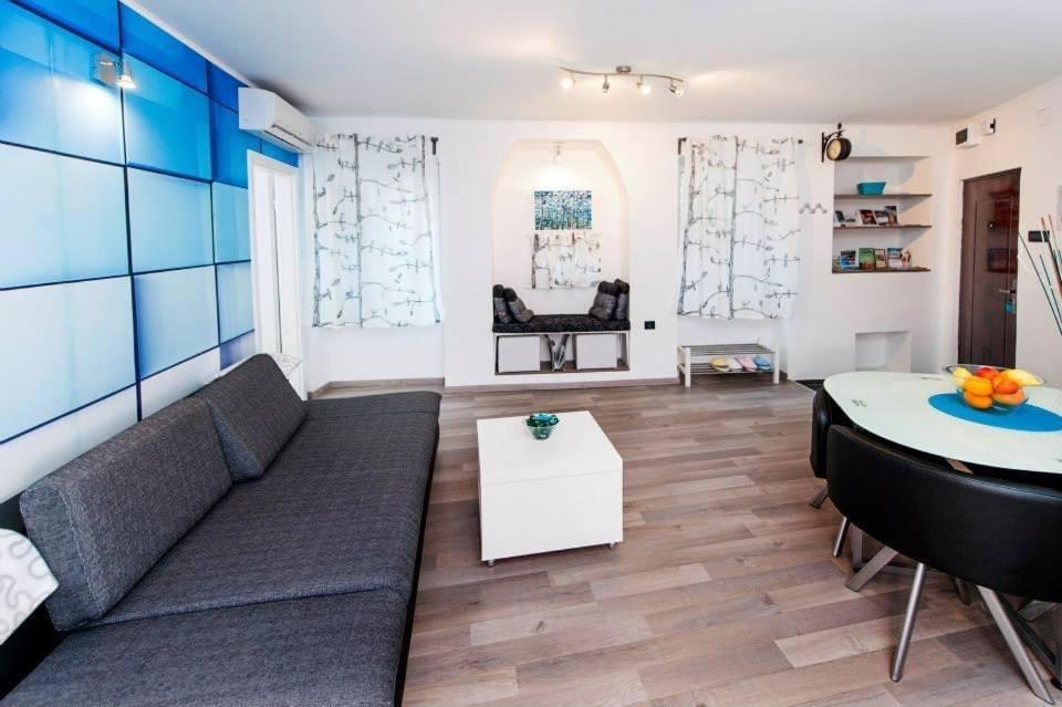 Apartman Puzzle Ровин Екстериор снимка